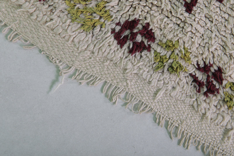 Charming Tribal Berber Rug – 3.2 x 3.9 ft Handwoven Art - Azilal rugs