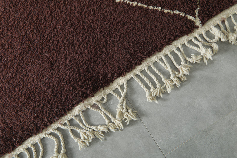 Brown Moroccan beni ourain rug with white diamond pattern - 8 ft x 10.3 ft