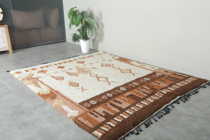 Moroccan azilal rug with geometric design - 6.4 ft x 8.1 ft