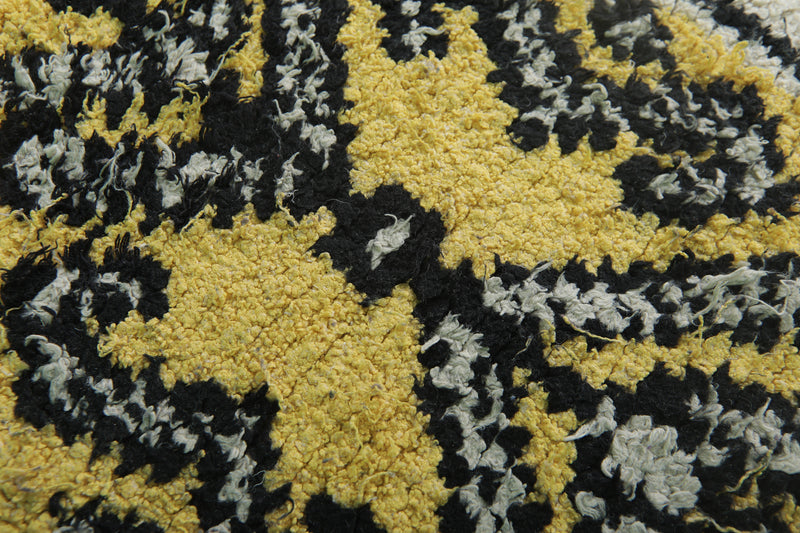 Moroccan Berber Rug - 3.4 x 6.5 ft Handwoven Vibrant Carpet - Boucherouite Rugs