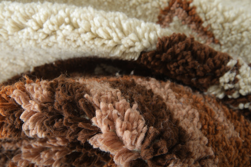 Moroccan azilal rug with geometric design - 6.4 ft x 8.1 ft