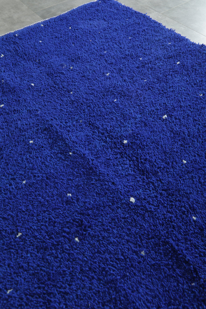 Minimalist blue Moroccan beni ourain rug with white dots -  5.1 ft x 6 ft