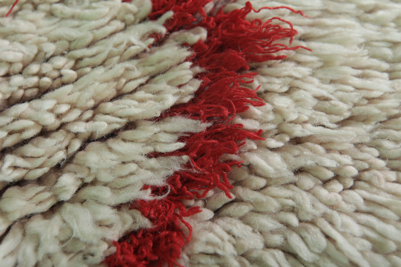 Elegant Moroccan Rug - 2.4 X 5.1 Feet | Red Diamond Berber Design - Boucherouite Rugs