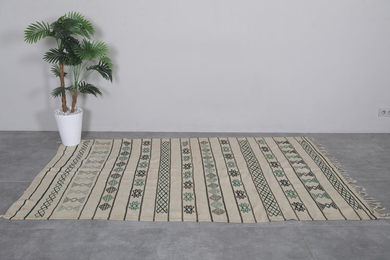 Handmade Moroccan Rug 4.6x7.8 FT - Geometric Tribal Design - 
