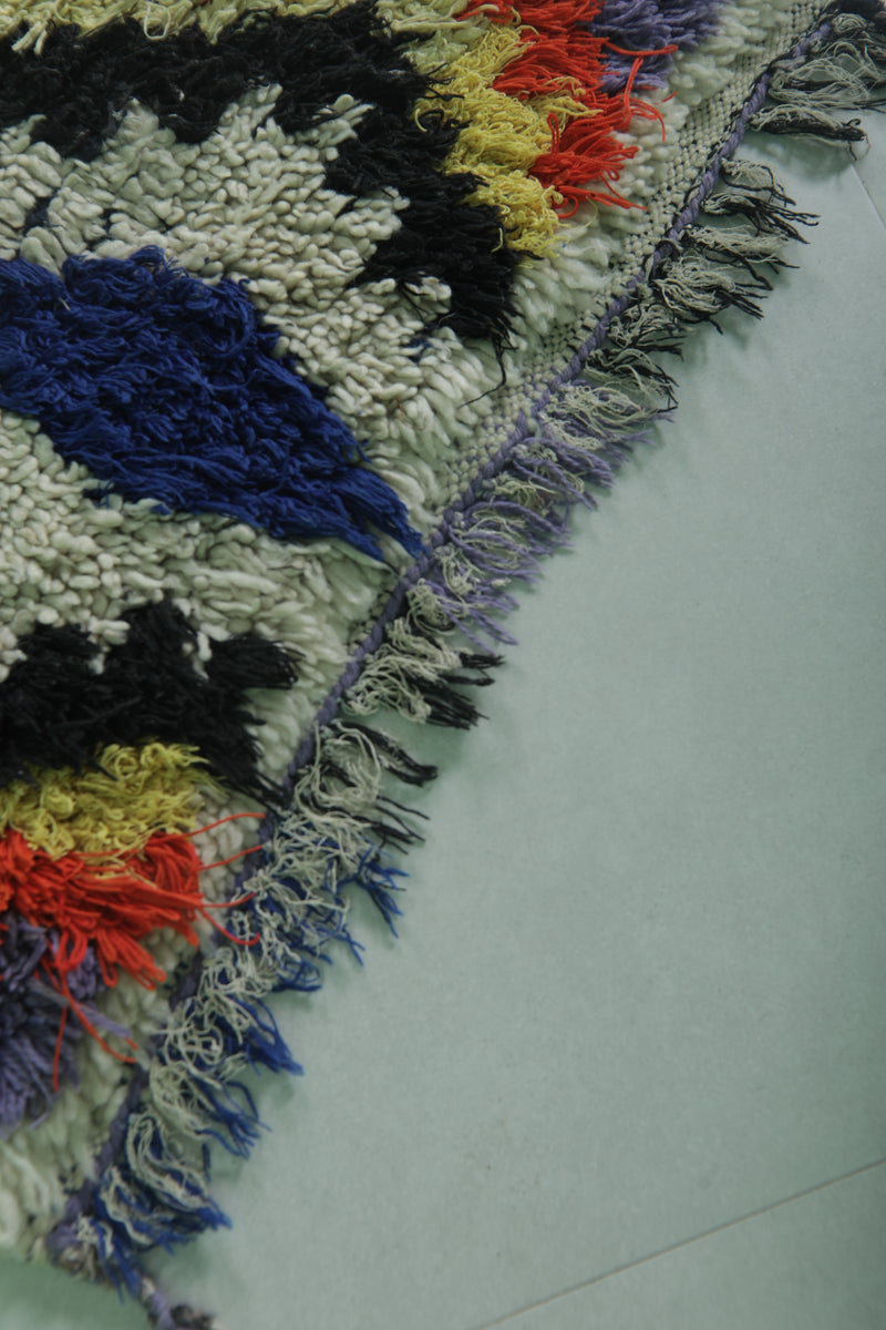 Moroccan Berber Rug - 2.4 x 6 ft Bold Tribal Pattern - Boucherouite Rugs