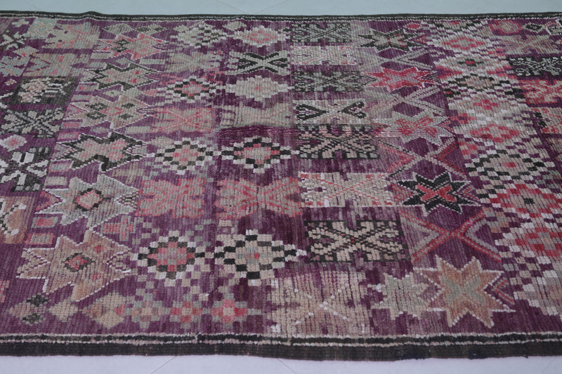 Moroccan Rug 5.9 x 10.5 Feet – Vintage Handwoven Berber Carpet