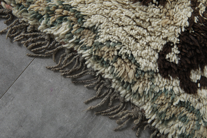 Handmade wool rug 2.4 FT X 6.4 FT - 