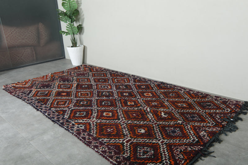 Geomettric Moroccan rug 6 ft x 11 ft - Handmade