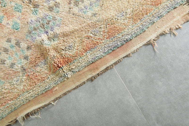 Beige geometric Moroccan rug - 5.4 ft x 12.3 ft - Handwoven wool rug