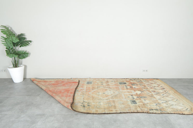 Beige geometric Moroccan rug - 5.4 ft x 12.3 ft - Handwoven wool rug