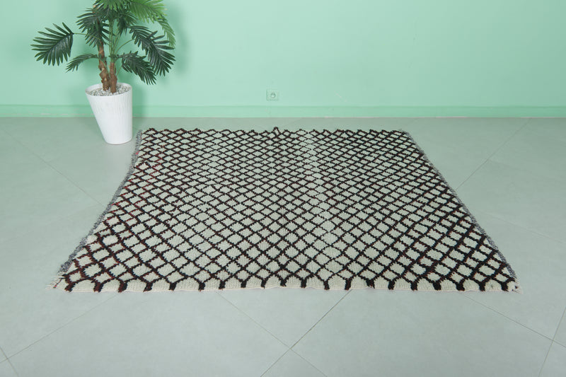 Handmade Moroccan Berber Rug - 4.6 X 5.4 Feet - Boucherouite Rugs