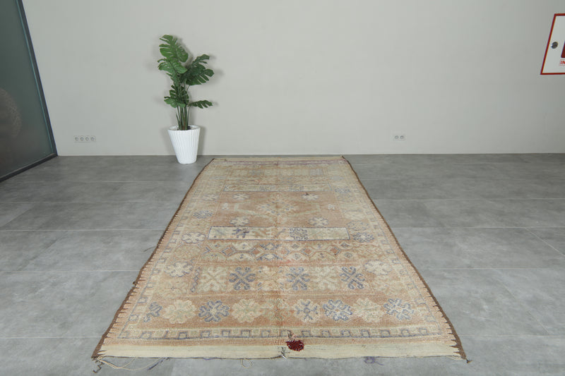 Geometric Moroccan rug 5.8 feet x 11.3 feet - Handmade