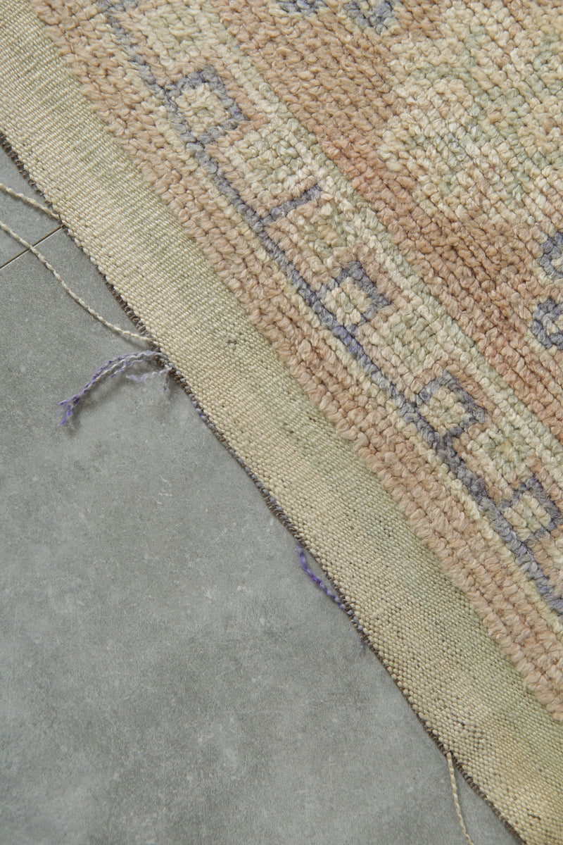 Geometric Moroccan rug 5.8 feet x 11.3 feet - Handmade