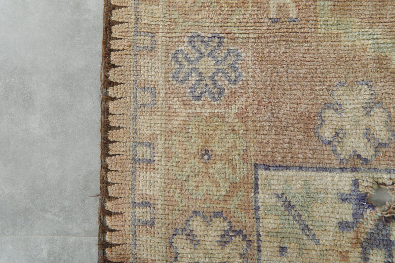 Geometric Moroccan rug 5.8 feet x 11.3 feet - Handmade