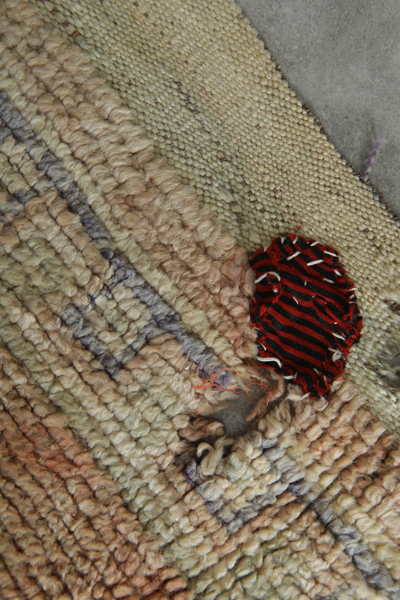 Geometric Moroccan rug 5.8 feet x 11.3 feet - Handmade