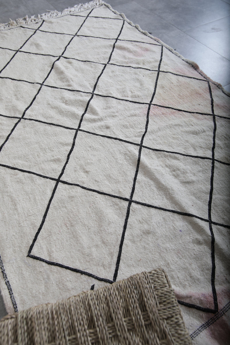 Moroccan Rug - 4.2 X 7 Feet | Handwoven Wool