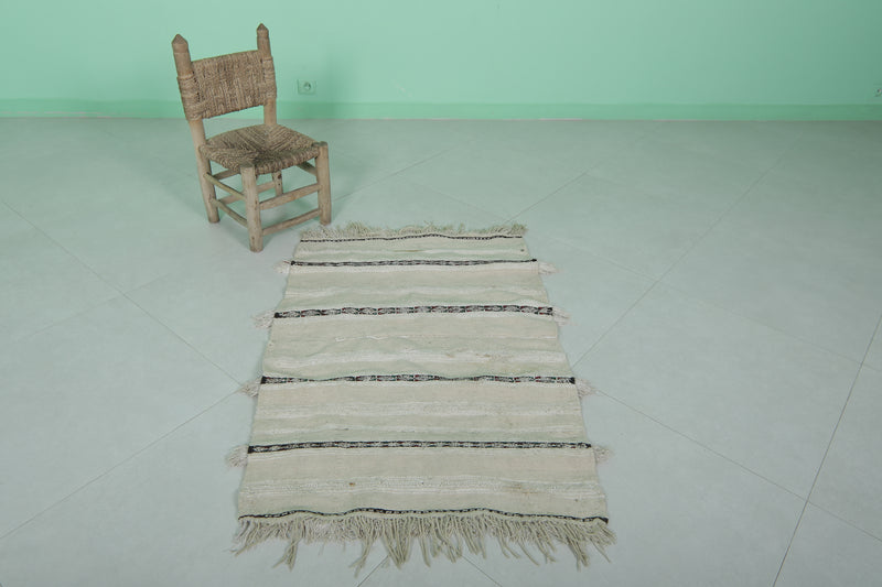 Small Moroccan Wedding Blanket Rug - 2.6 FT X 3.9 FT | Handwoven Elegance - Wedding blanket