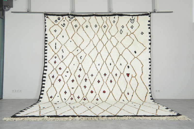 White Moroccan wool rug with geometric design - 10.3 ft x 12.4 ft