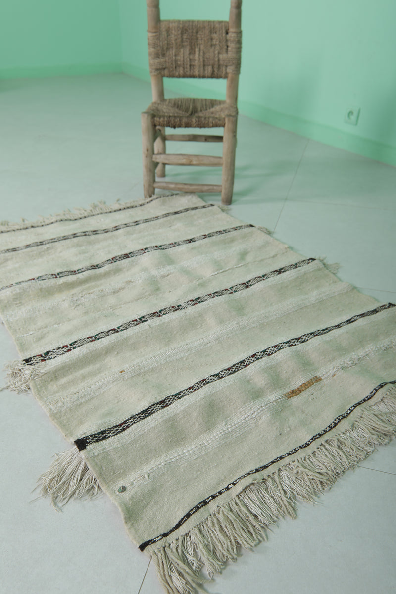 Small Moroccan Wedding Blanket Rug - 2.6 FT X 3.9 FT | Handwoven Elegance - Wedding blanket