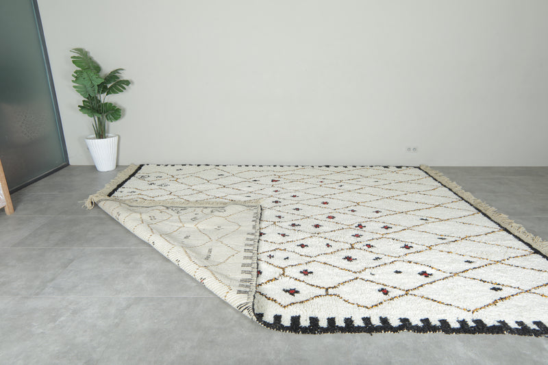 White Moroccan wool rug with geometric design - 10.3 ft x 12.4 ft