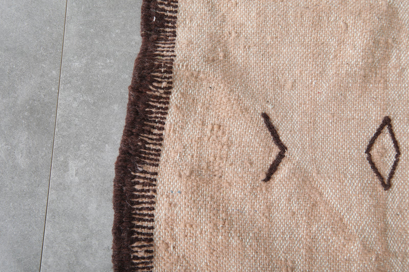 Flat-woven Moroccan Kilim Rug 4.6 x 6.2 ft - 