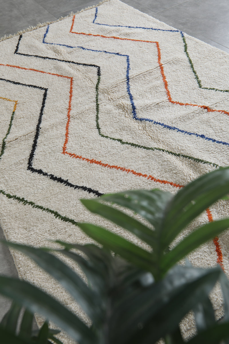 Handmade wool rug 4.9 FT X 7.7 FT - 