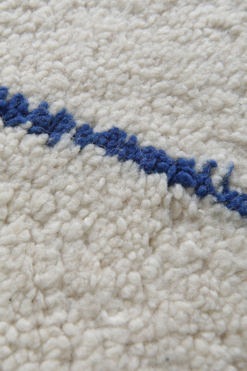 Handmade wool rug 4.9 FT X 7.7 FT - 