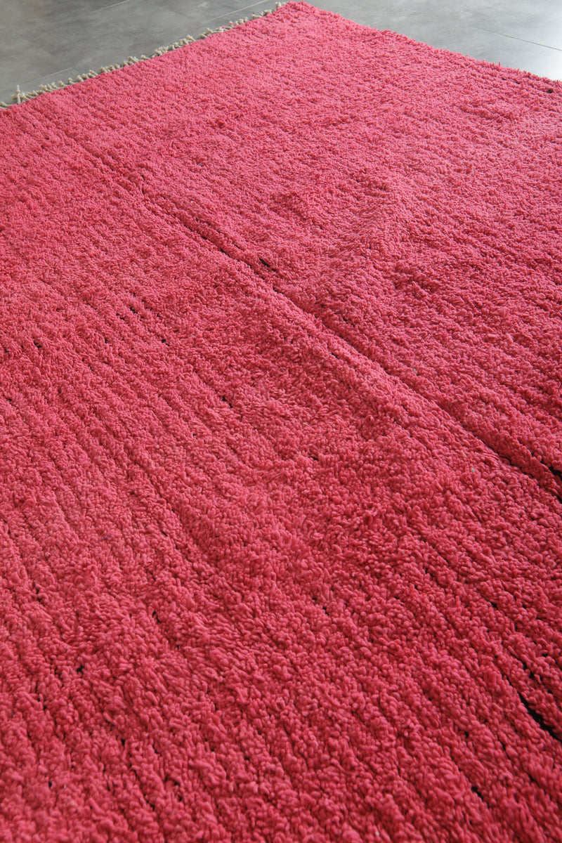 Pink & black minimalist Moroccan rug - 8.4 ft x 10.4 ft