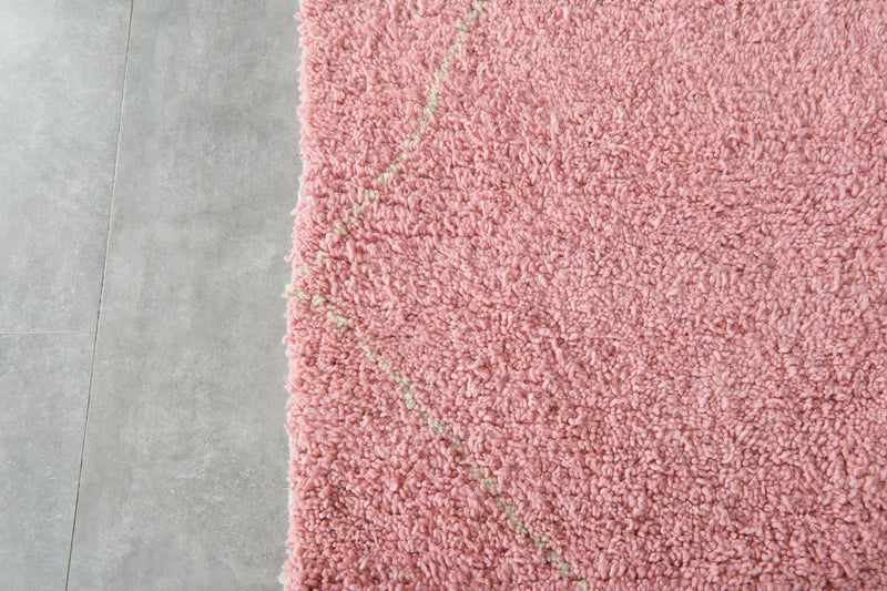 Pink Moroccan beni ourain rug with beige diamond design - 8.3 ft x 9.8 ft