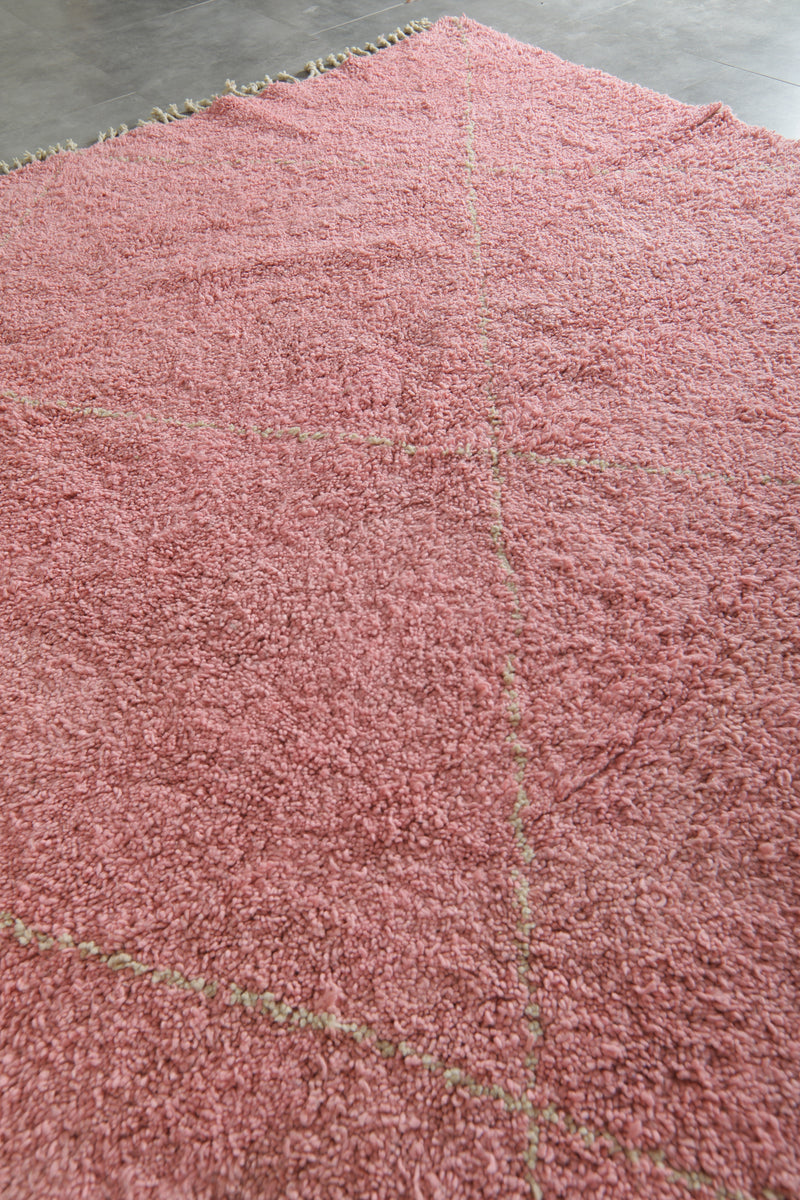 Pink Moroccan beni ourain rug with beige diamond design - 8.3 ft x 9.8 ft
