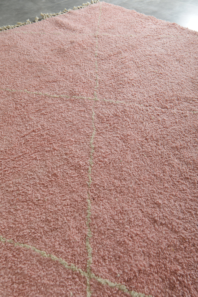 Pink Moroccan beni ourain rug  with diamond pattern - 8.8 ft x 10.1 ft