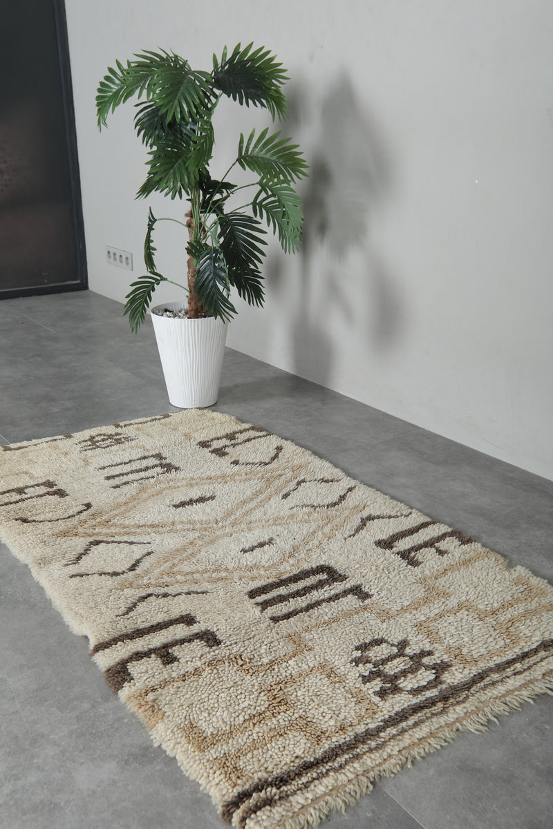 Berber Moroccan area rug 2.7 X 4.9 FT Wool rug - Azilal rugs