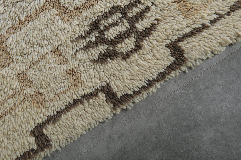 Berber Moroccan area rug 2.7 X 4.9 FT Wool rug - Azilal rugs