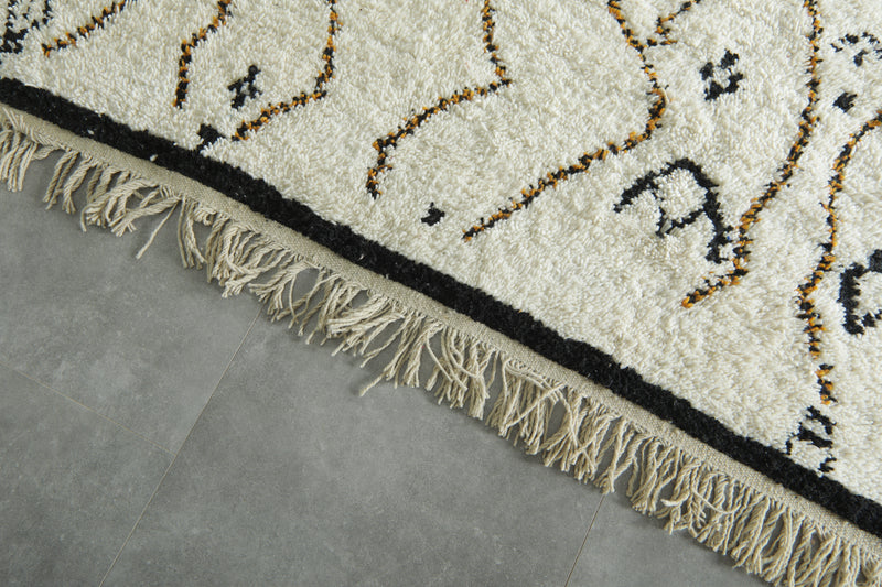 White geometric Moroccan wool rug - 7.3 ft x 12.5 ft