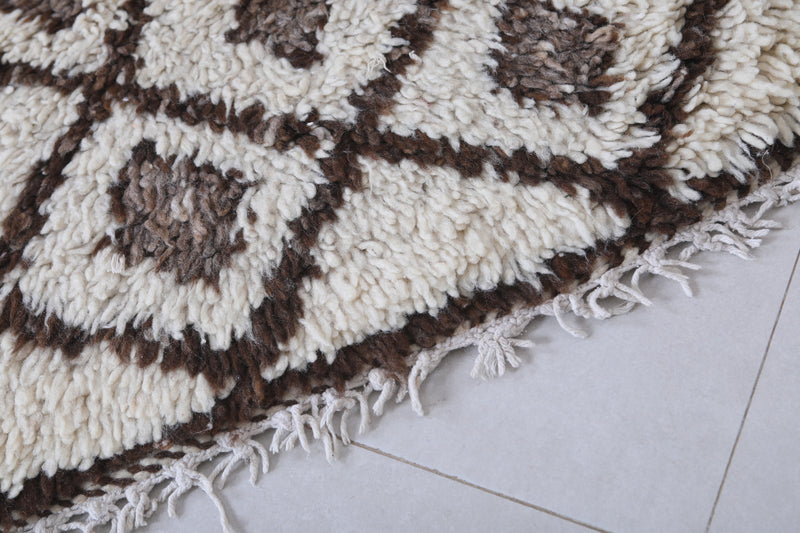 Moroccan Berber Rug with Brown Diamond Pattern - 2.5 X 5.4 Feet - Boucherouite Rugs