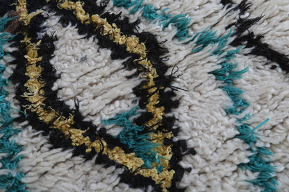 Moroccan berber rug 3.4 X 5.9 Feet - Boucherouite Rugs