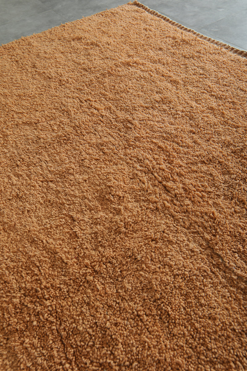 Peach Moroccan rug - Plush wool minimalist style - 6.8 ft x 9.7 ft