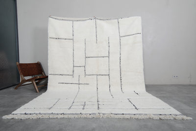 Beni Ourain Moroccan Rug - 7.4 x 9.5 Feet | Handwoven Wool with Geometric Pattern - Beni ourain rugs