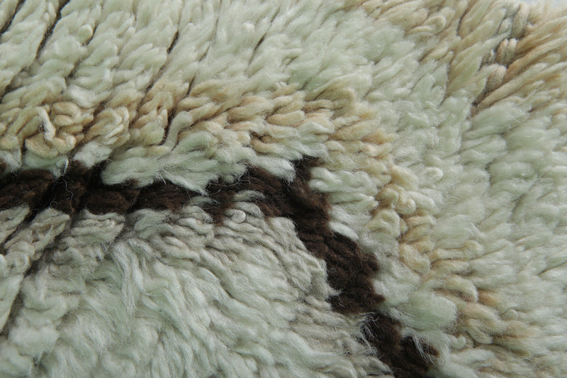 Handwoven Moroccan Berber Rug – 2.9 x 5.8 Feet – Minimalist Geometric Design - Boucherouite Rugs