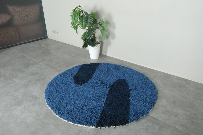 Round Moroccan rug - Blue base with navy abstract accents - 5 FT