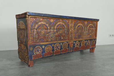 Vintage Moroccan chest  H 23.2 inches x W 51.1 inches x D 12.9 inches - wood chest