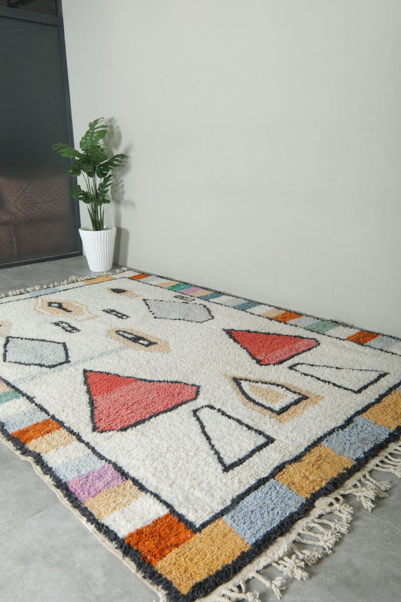 Colorful Moroccan rug  7.5 ft x 11 ft - Handmade