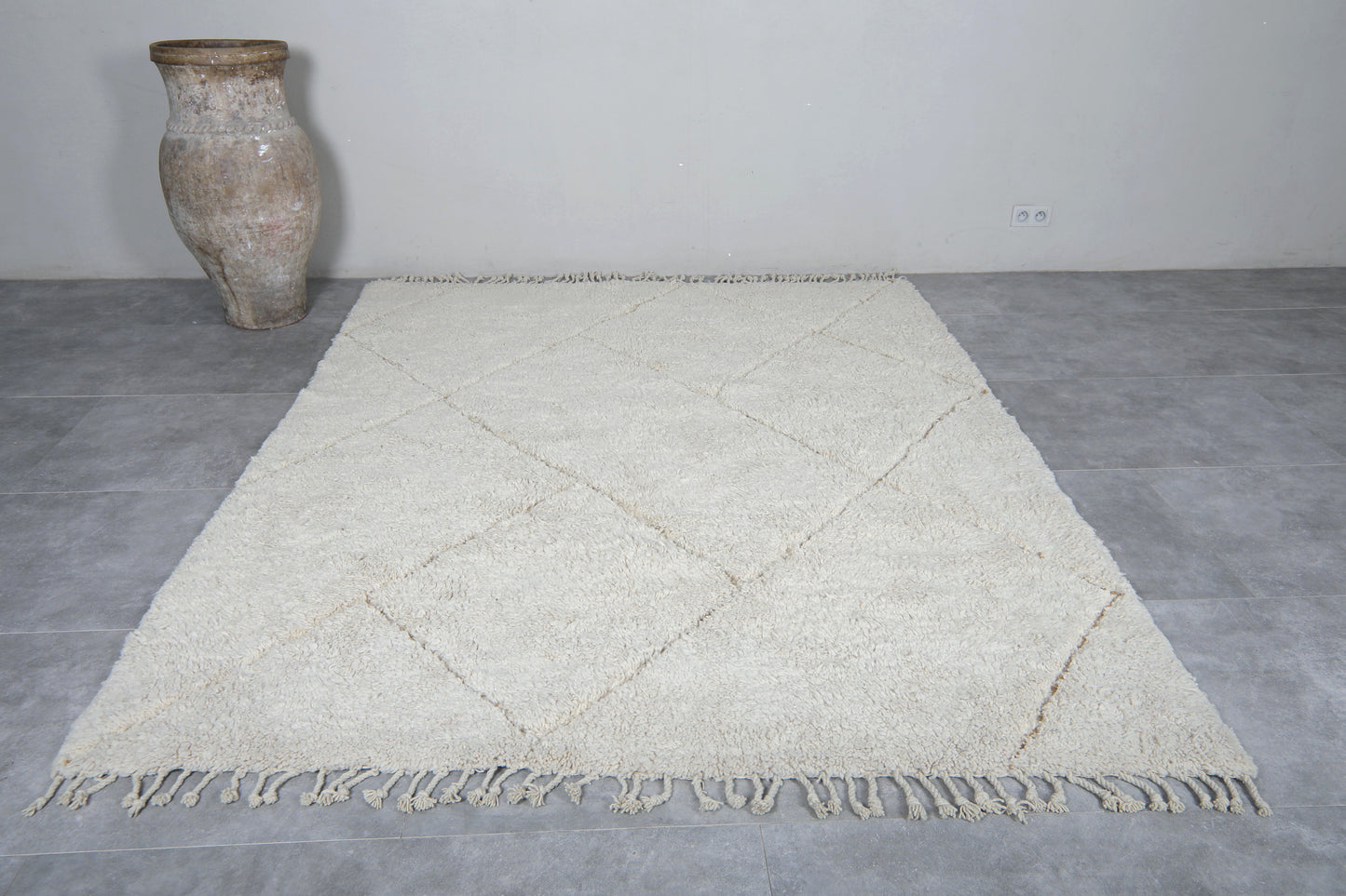 Moroccan rug 7 X 8.7 Feet