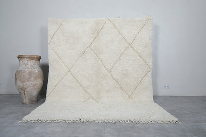 Moroccan rug 7 X 8.7 Feet