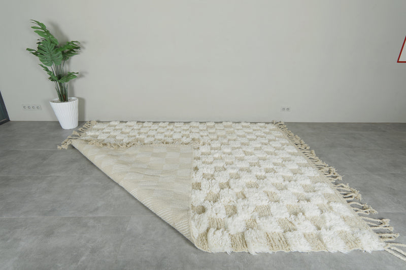 Checkered Moroccan rug  8.2 feet x 9.6 feet - Handmade