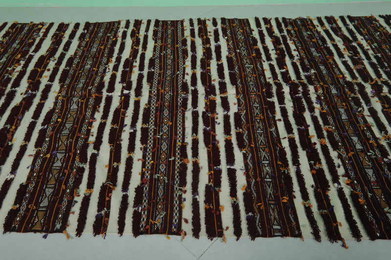 Long Moroccan Wedding Rug - 5.4 FT x 10 FT | Handwoven Berber Design - Wedding blanket
