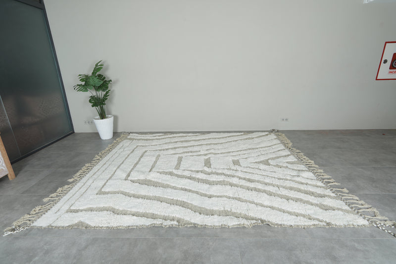 Moroccan berber white and gray geometric rug  8.4 feet x 10 feet- Handmade - moroccan rug