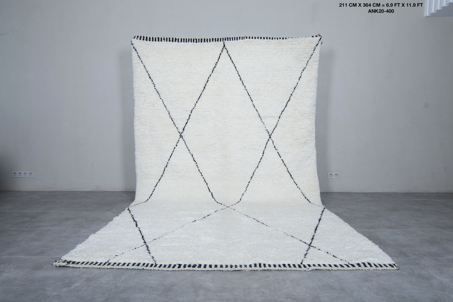 Moroccan rug 6.9 X 11.9 Feet