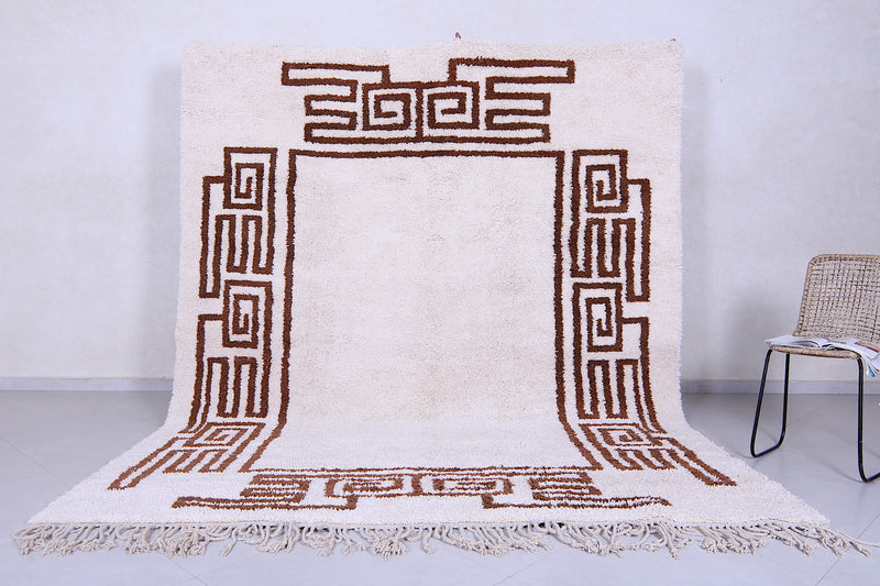 White Moroccan Berber rug with brown geometric design - Custom size