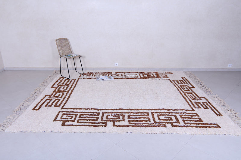 White Moroccan Berber rug with brown geometric design - Custom size